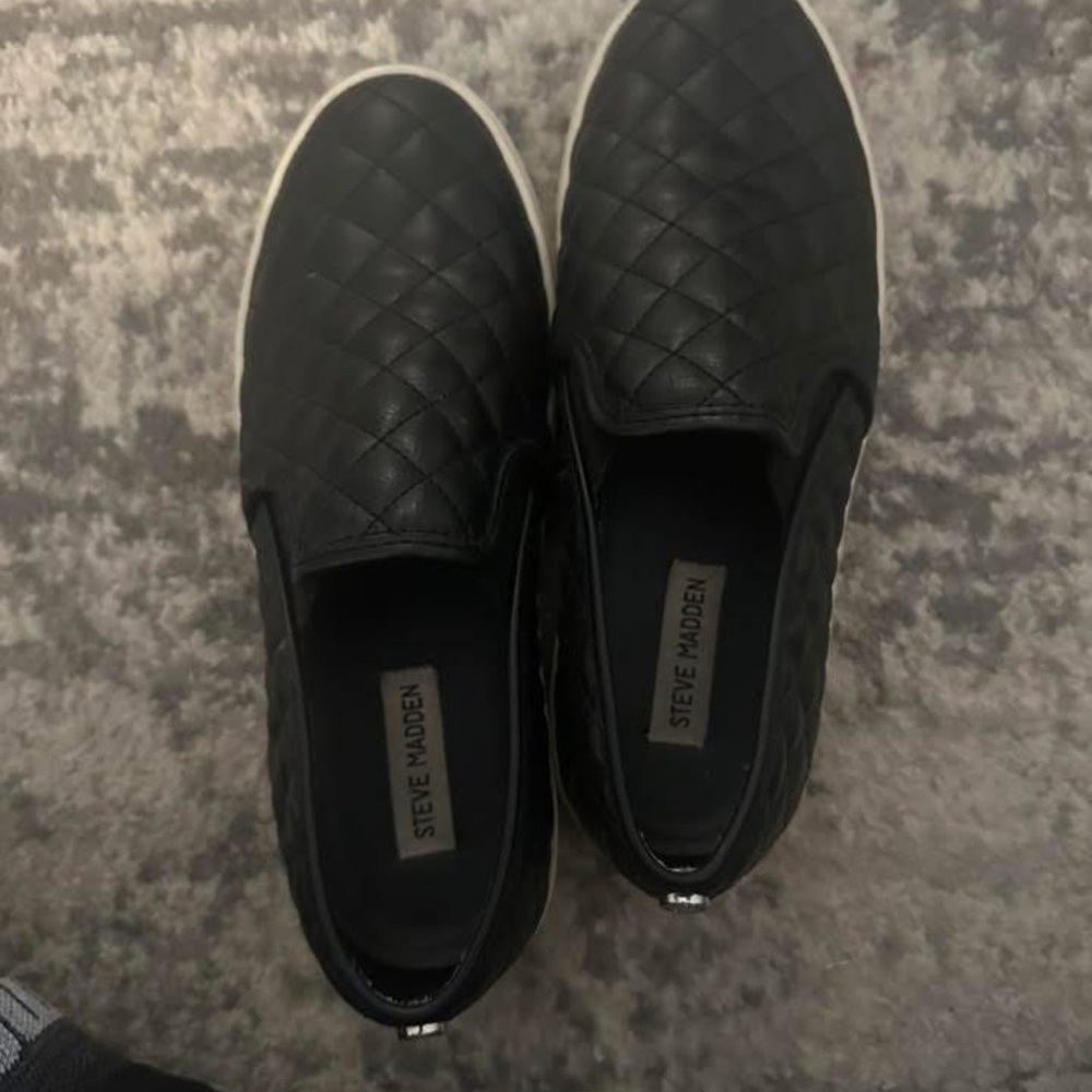 Steve Madden Quilted Black Slip-On Loafers